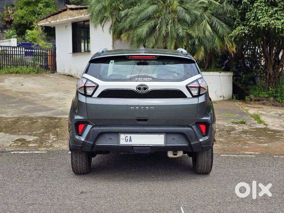 Tata Nexon 1.2 Revotron Xm (s), 2023, Petrol
