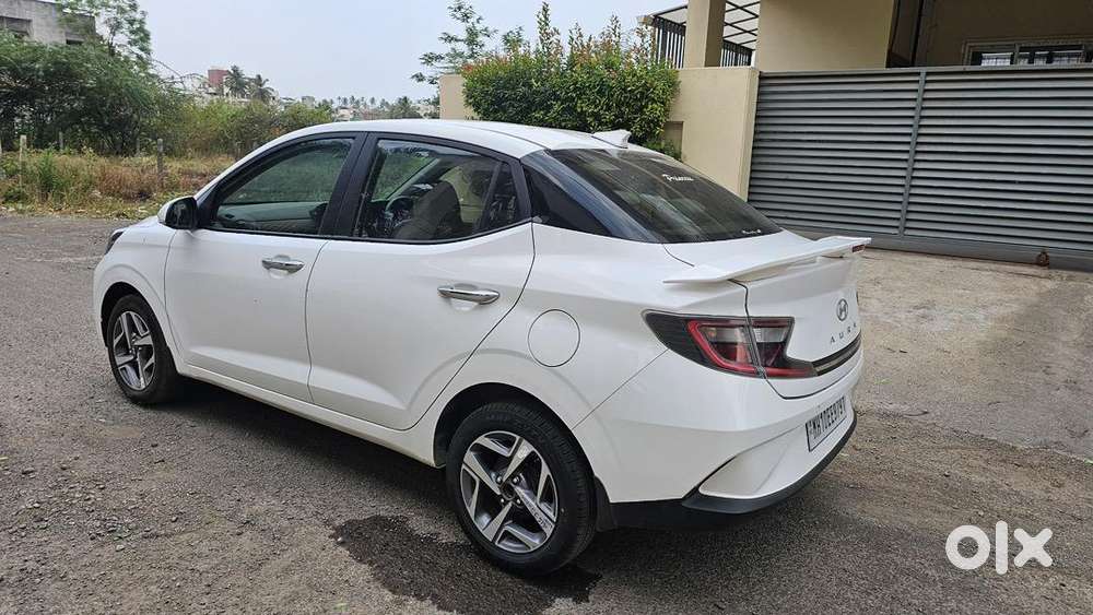 Hyundai Aura 2024 Petrol 7400 Km Driven