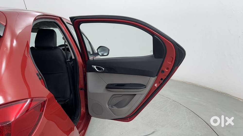 Tata Tiago Xza Plus, 2019, Petrol