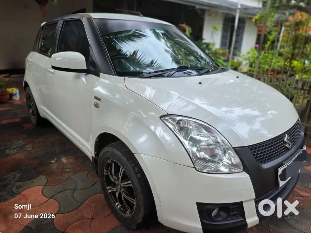 Maruti Suzuki Swift 2009 Diesel 212000 Km Driven