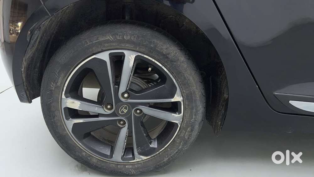 Tata Altroz Xz Plus I-turbo (s), 2022, Cng & Hybrids