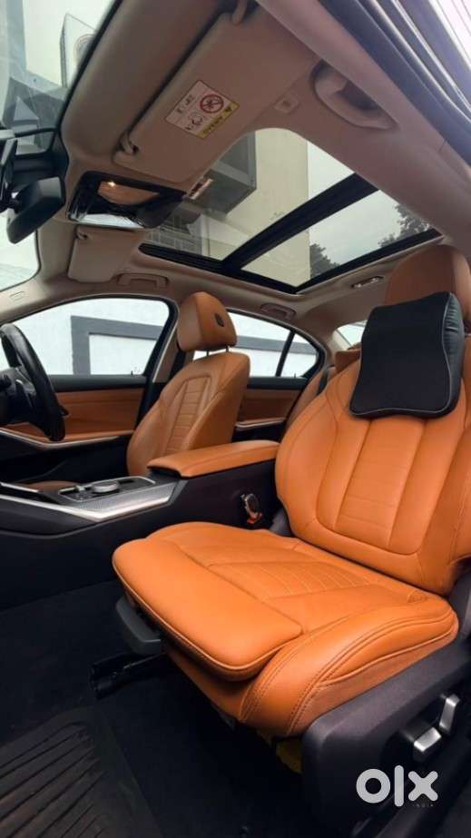 Bmw 3 Series 330i, 2023, Petrol