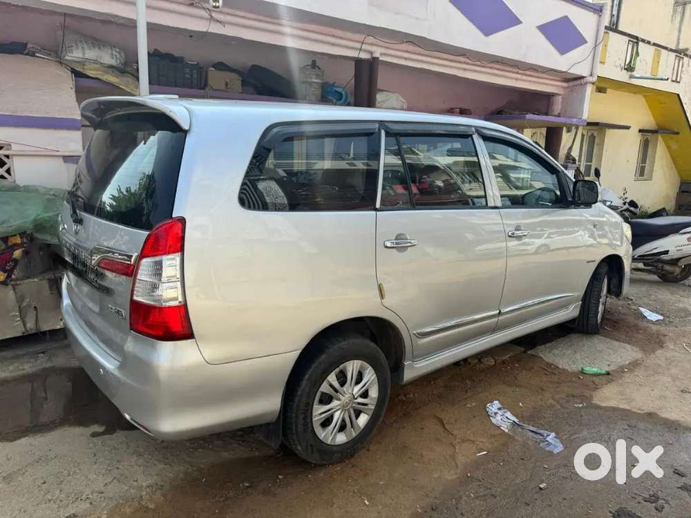 Toyota Innova 2015 Diesel 165000 Km Driven
