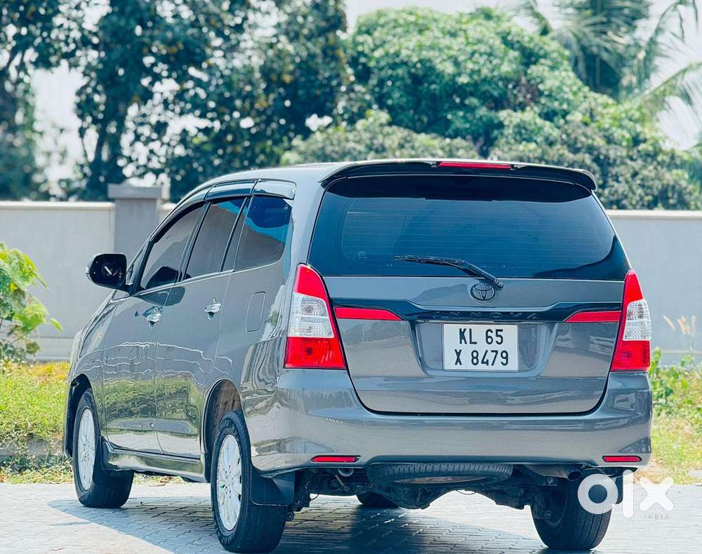 Toyota Innova 2.5 V 7 Str, 2012, Diesel