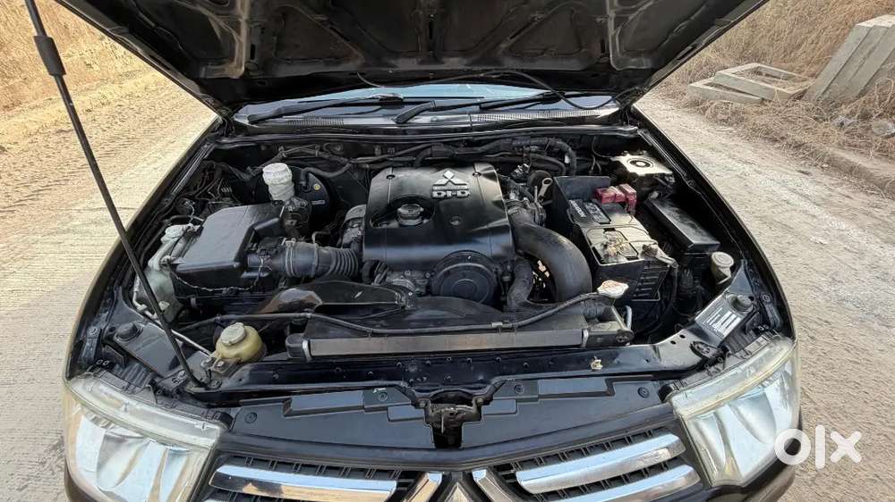 Mitsubishi Pajero Sport 2016
