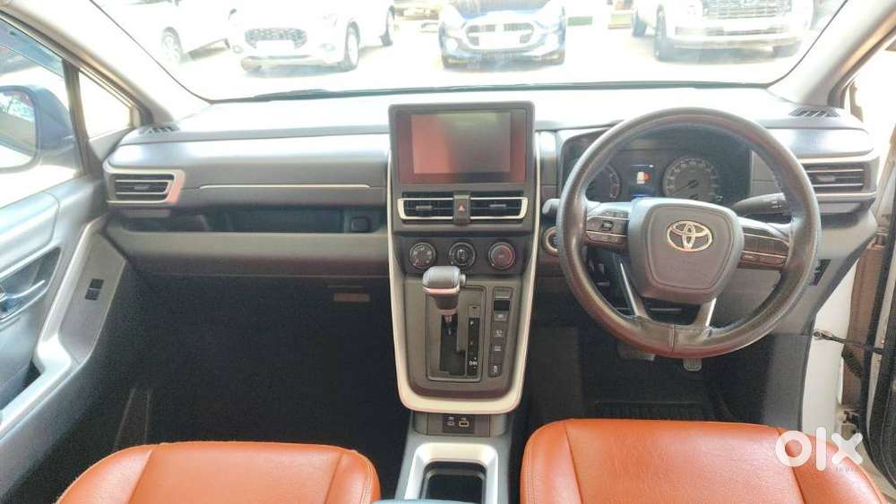 Toyota Innova Hycross 2.0 Gx 7 Str, 2023, Petrol