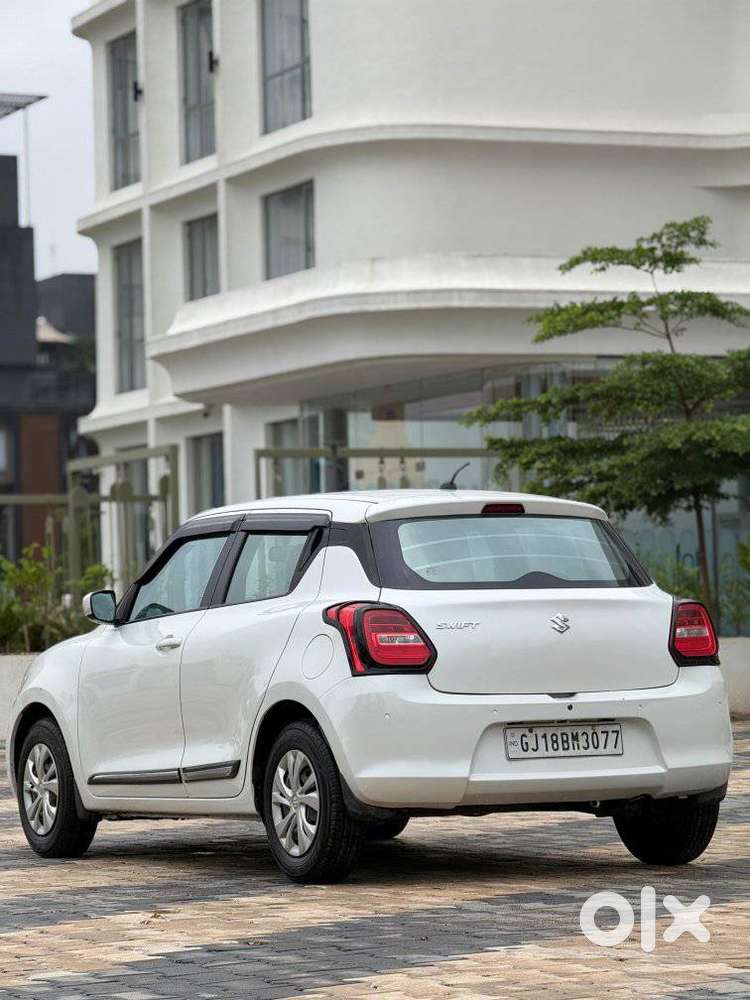 Maruti Suzuki Swift Vxi + Manual, 2020, Cng & Hybrids