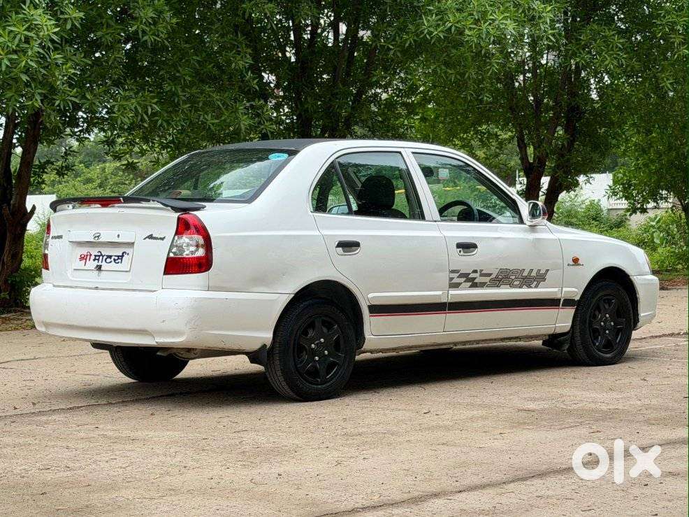 Hyundai Accent Executive, 2010, Petrol