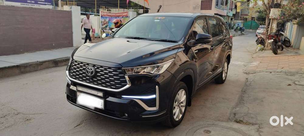 Toyota Innova Hycross 2.0 Vx Hybrid 7 Str, 2023, Petrol