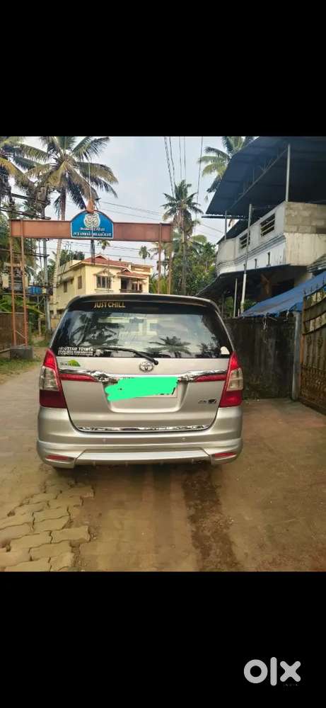 Toyota Innova 2014