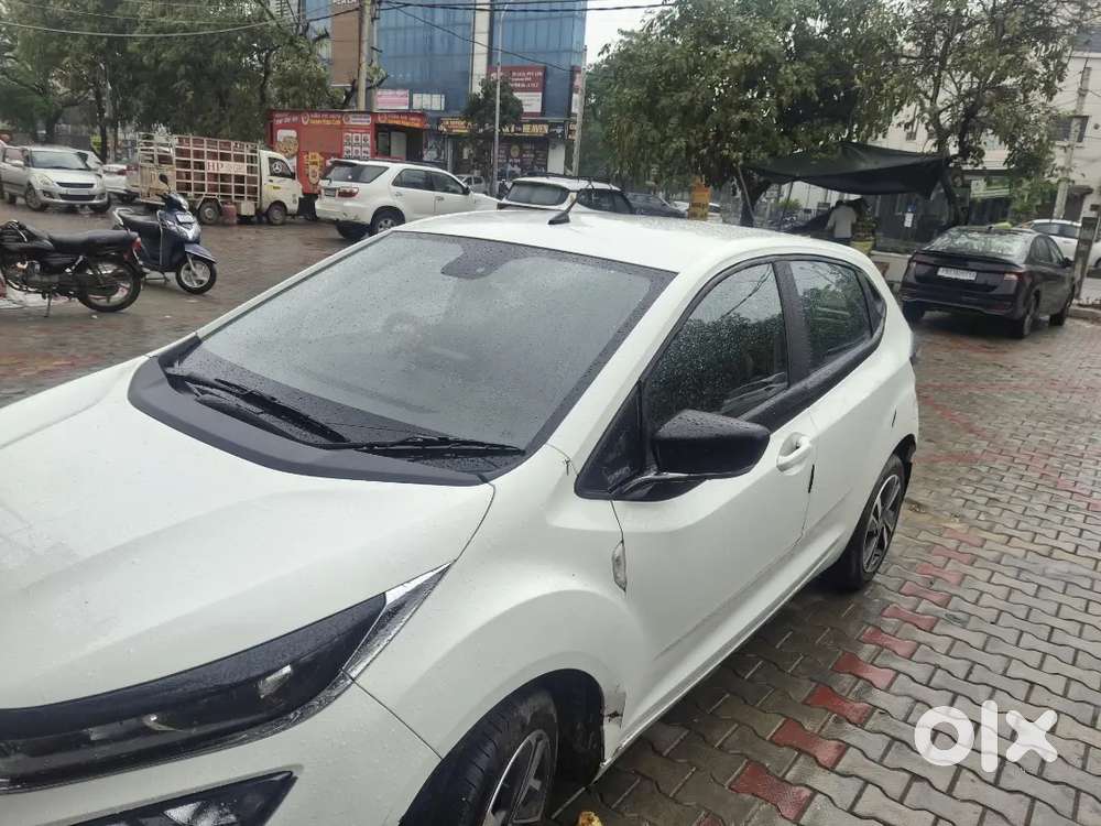 Tata Altroz 2023 Diesel 56000 Km Driven