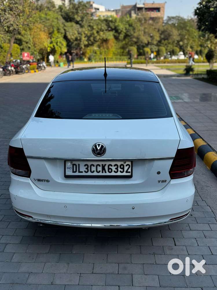 Volkswagen Vento 1.2 Tsi Highline Plus At, 2016, Petrol