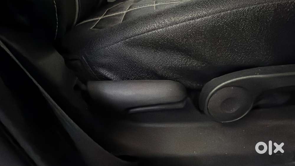 Maruti Suzuki Vitara Brezza Zxi +, 2022, Petrol