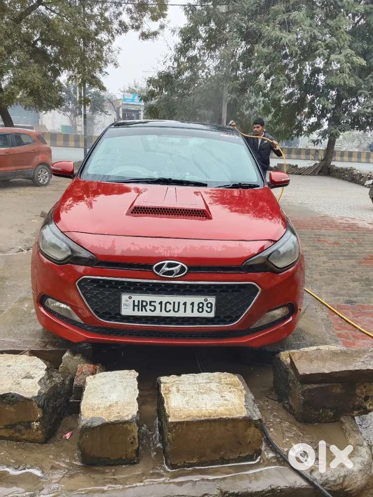 Hyundai New I20 2015 Diesel 125000 Km Driven