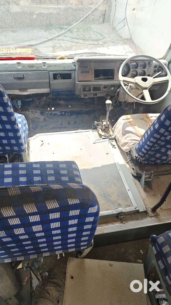 Mazda School Bus Diesal