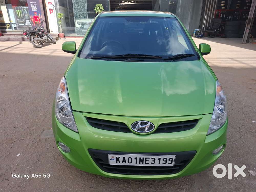 Hyundai I20 2009-2011 1.4 Asta (at), 2010, Petrol