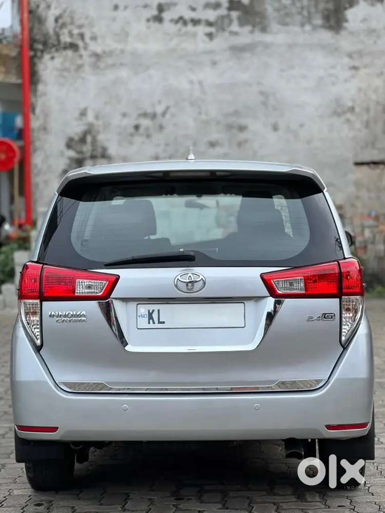 Toyota Innova Crysta 2.4 2018 Model Well Maintained