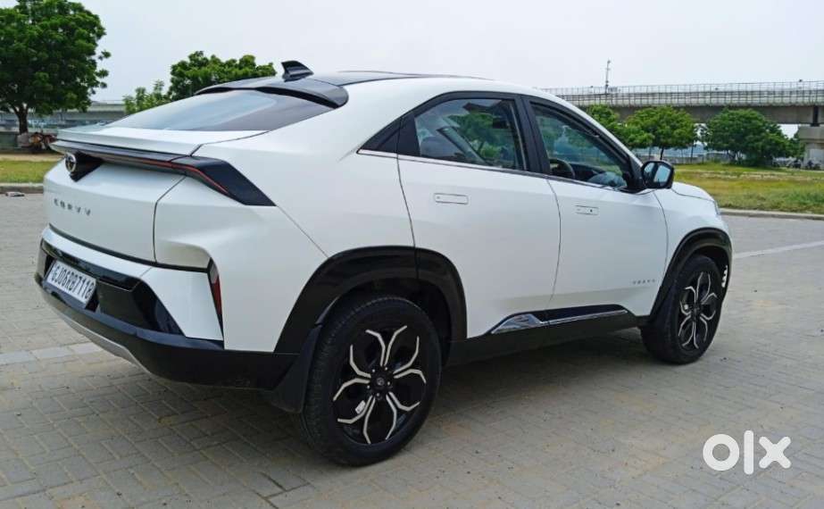 Tata Curvv Accomplished S 1.2 Revotron Petrol 7dca, 2025, Petrol