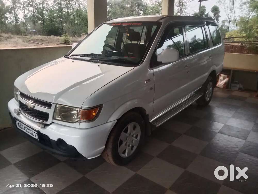 Chevrolet Tavera 2013 Diesel 18000 Km Driven