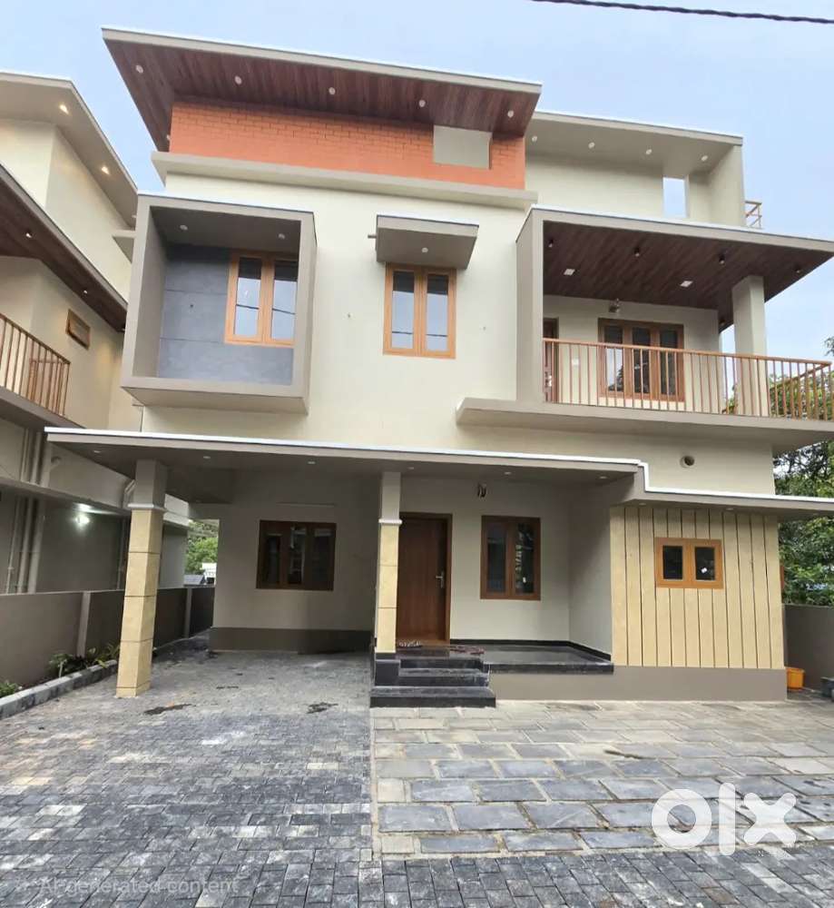 READY TO MOVE 3BED ROOMS VILLA FOR SALE IN PUKKATTUPADY