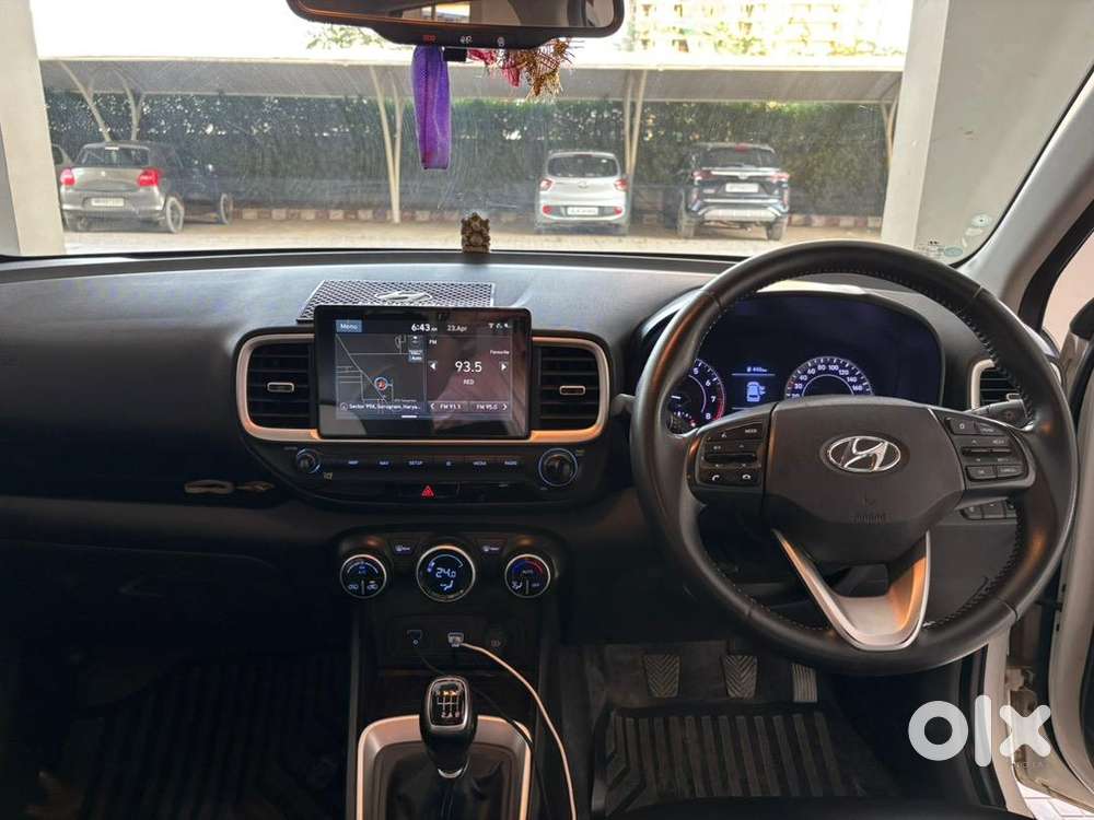 I Am Selling Hyundai Venue Sx (o) Mt Turbo 1.0 (petrol) In Gurgaon