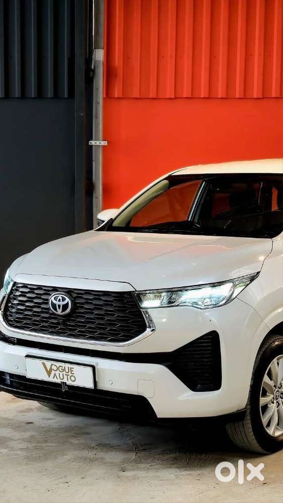 Toyota Innova Hycross 2.0 Vx Hybrid 7 Str, 2023, Cng & Hybrids