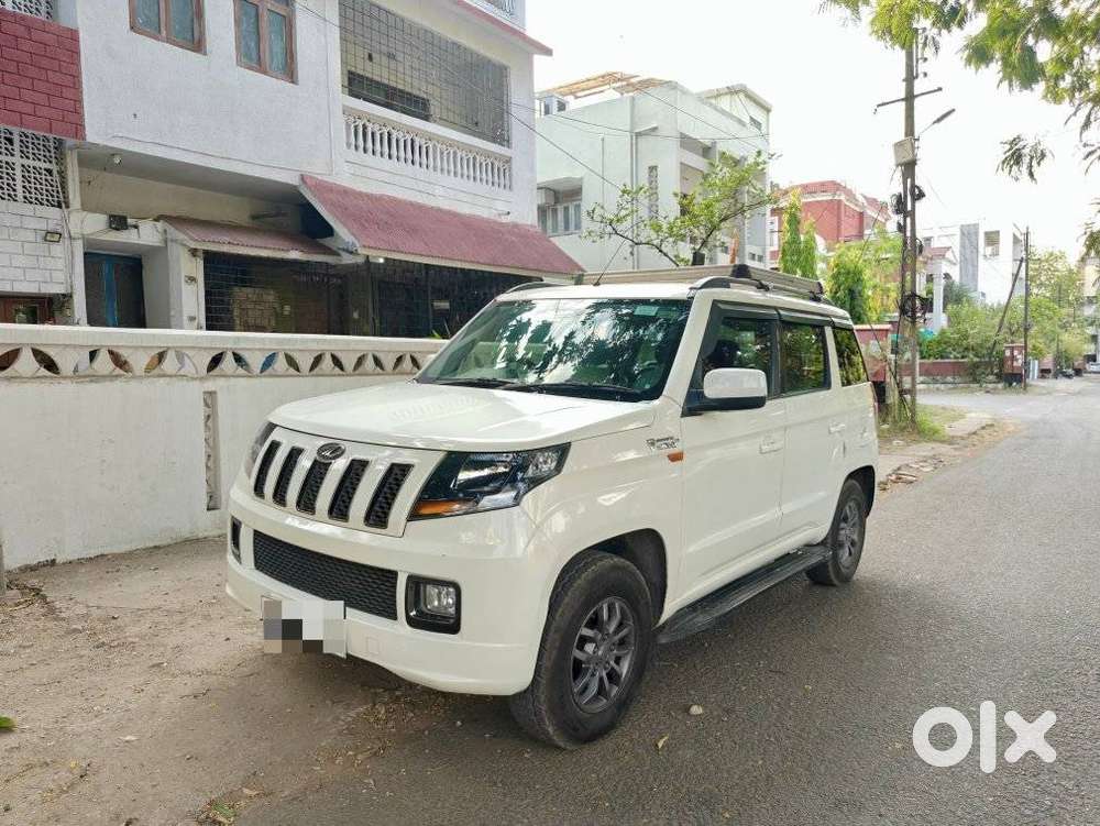 Mahindra Tuv 300 T10, 2018, Diesel