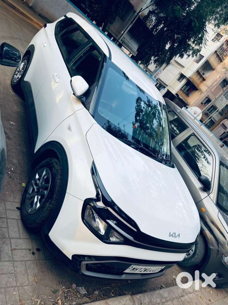 Kia Carens 2024 Diesel 19300 Km Driven