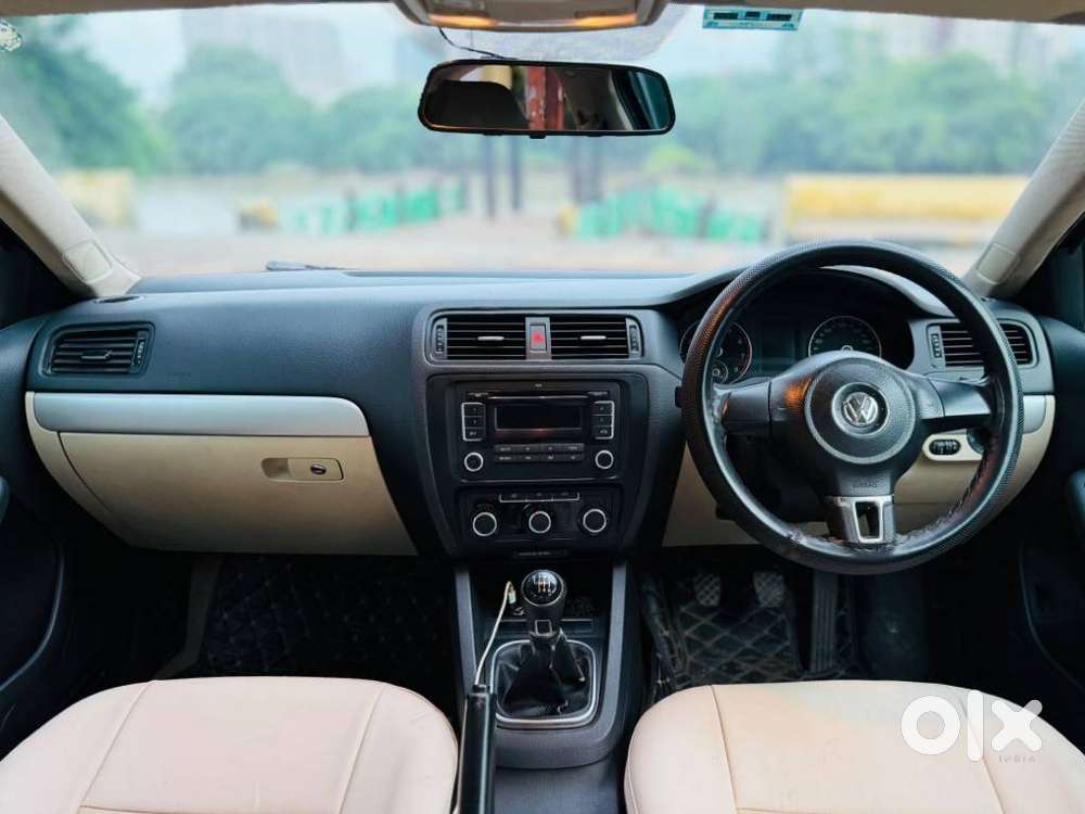 Volkswagen Jetta 1.6 Trendline, 2013, Petrol