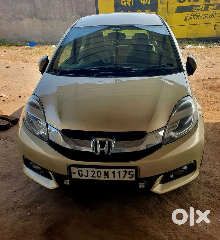 Honda Mobilio 2015 Tip Top Condition