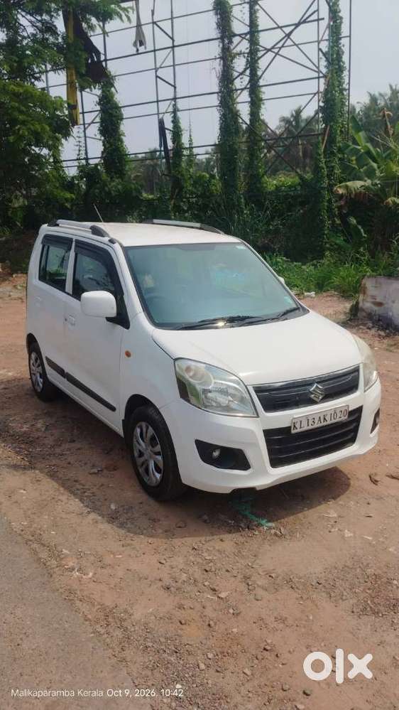Maruti Suzuki Wagon R Vxi Amt1.2, 2017, Petrol