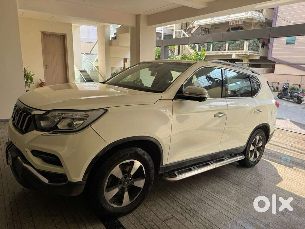 Mahindra Alturas G4 2019 Diesel Well Maintained