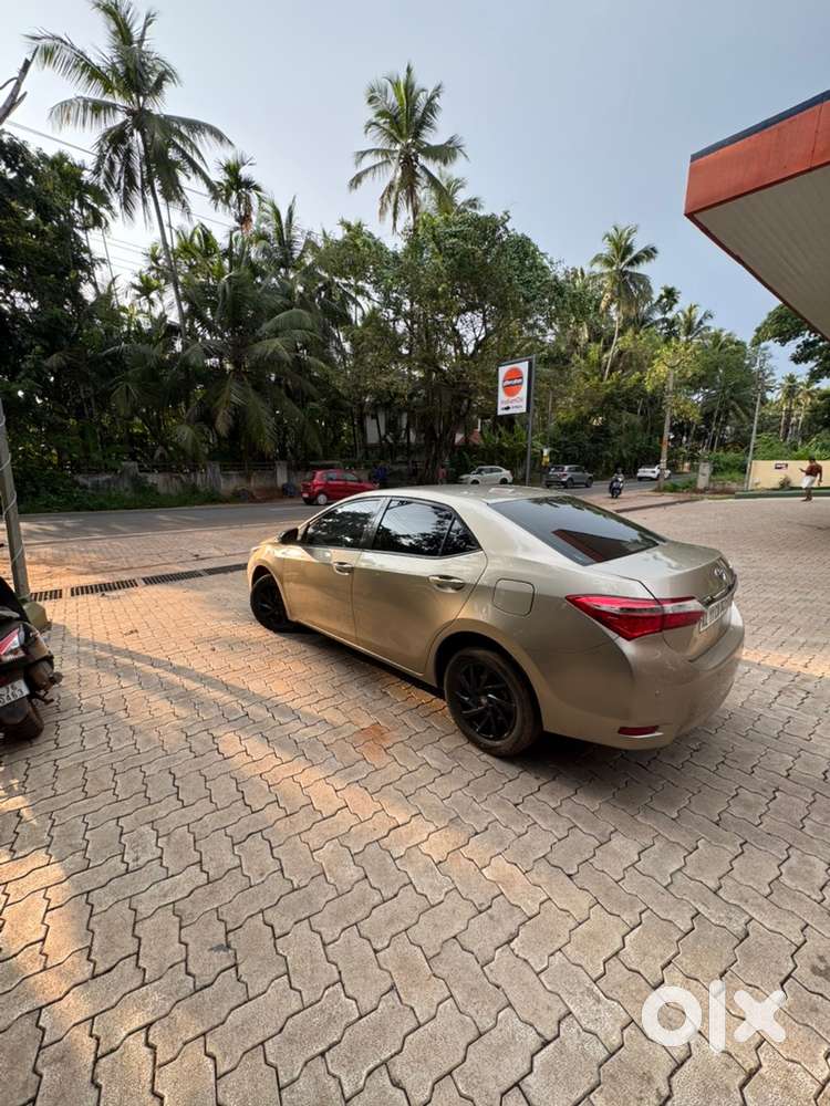2015 Toyota Corolla Altis Diesel Manual Car