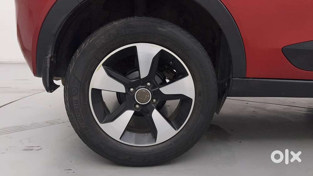 Tata Nexon 1.2 Revotron Xz Plus, 2017, Petrol