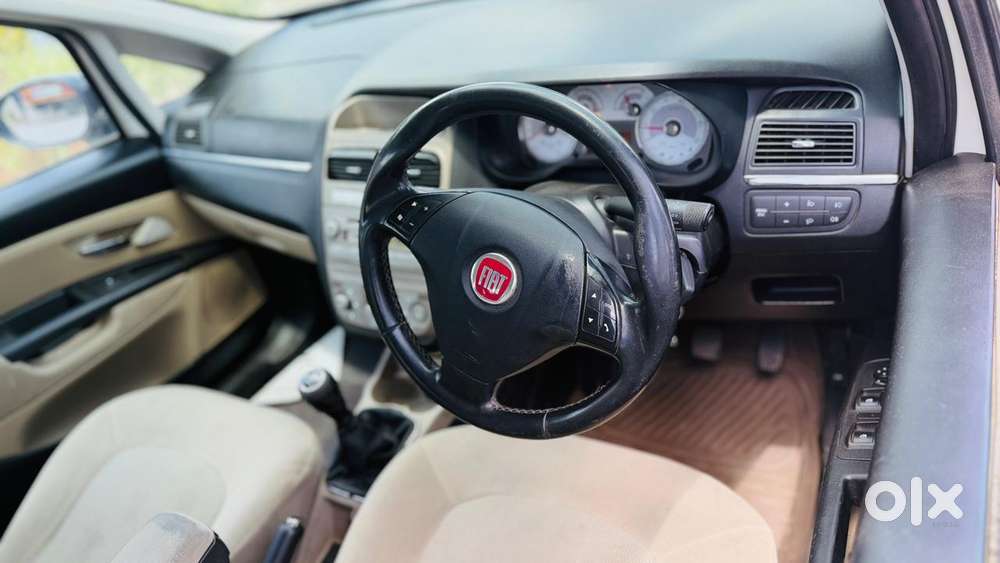 Fiat Linea 1.3 Emotion (o) Multijet, 2012, Petrol