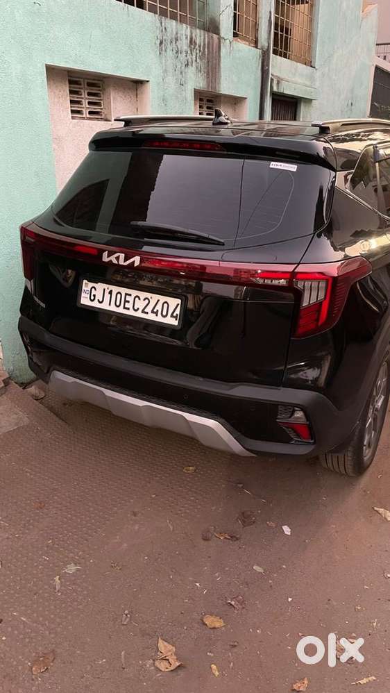 Kia Seltos Petrol 2024 / 11