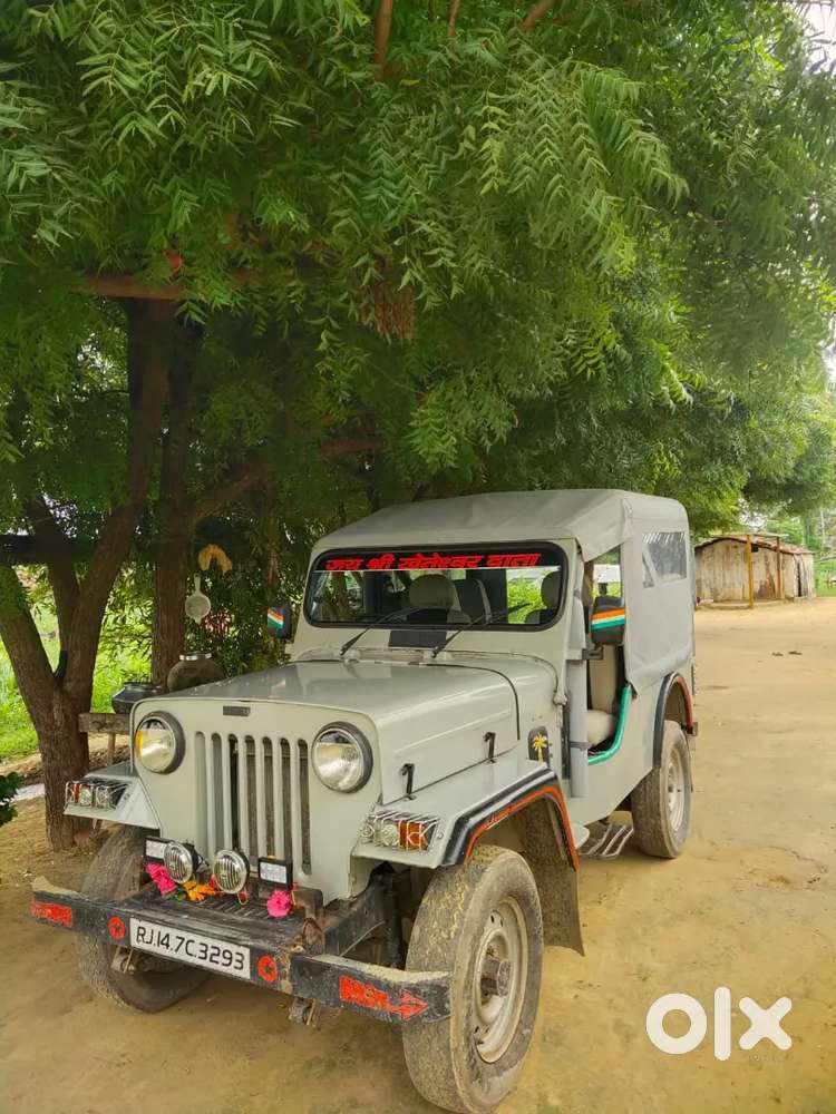 Mahedra Mejar Di,2003.modal