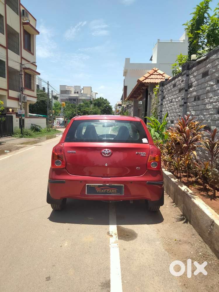 Toyota Etios Liva G, 2012, Petrol