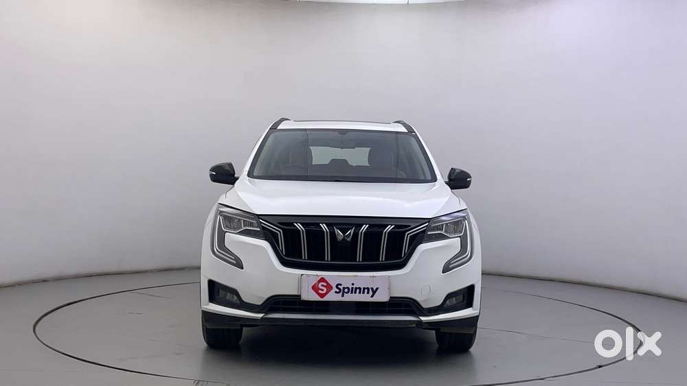 Mahindra Xuv700 2.0 Ax 5 Petrol Mt 7 Str, 2022, Petrol