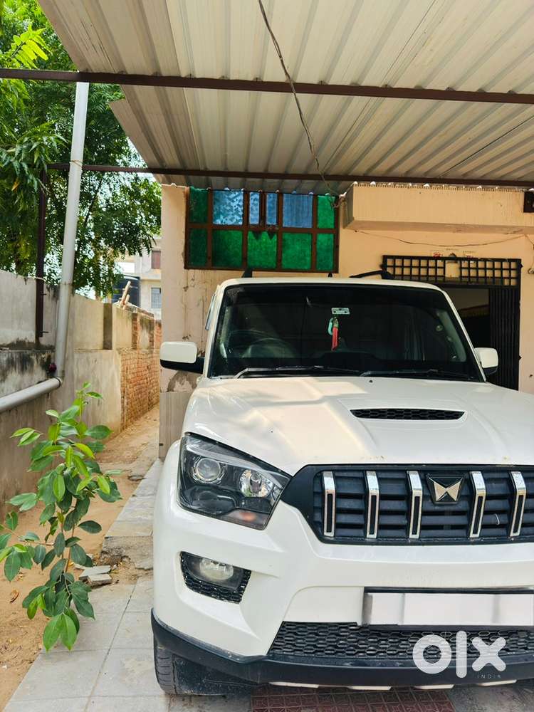 Mahindra Scorpio Diesel 2015