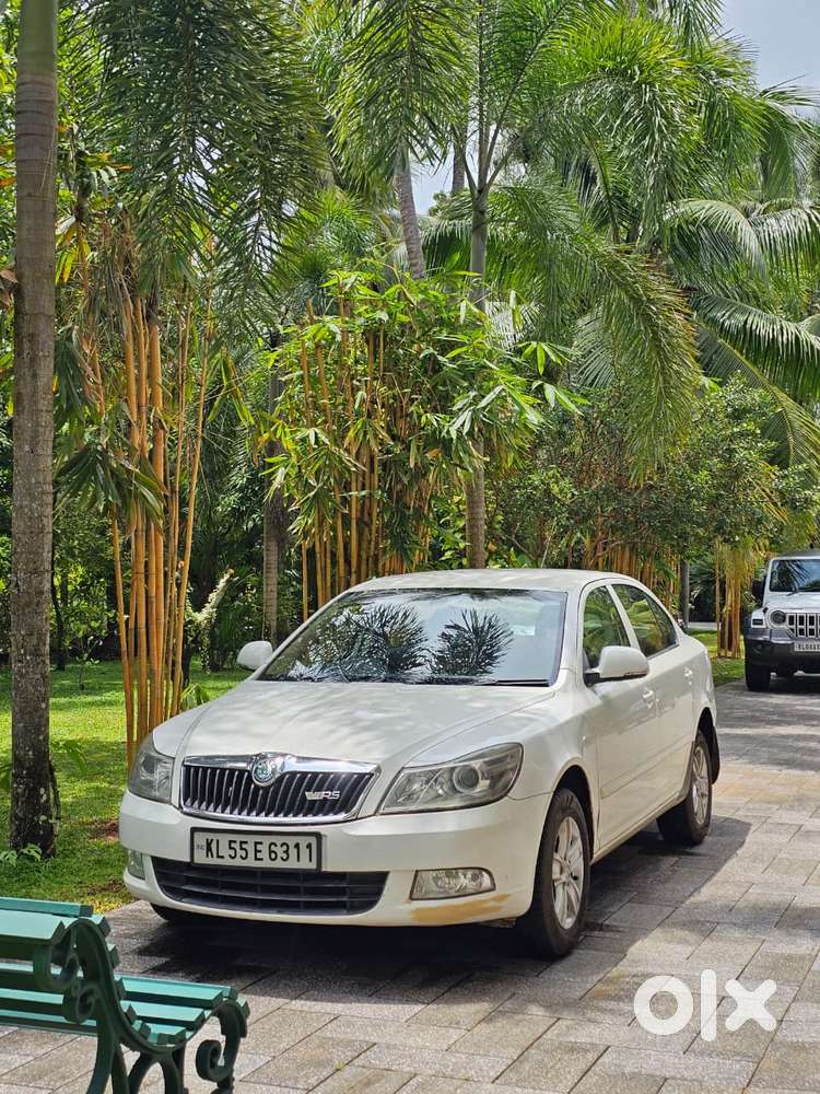 Skoda Laura 1.9 Tdi Mt Ambiente, 2009, Diesel
