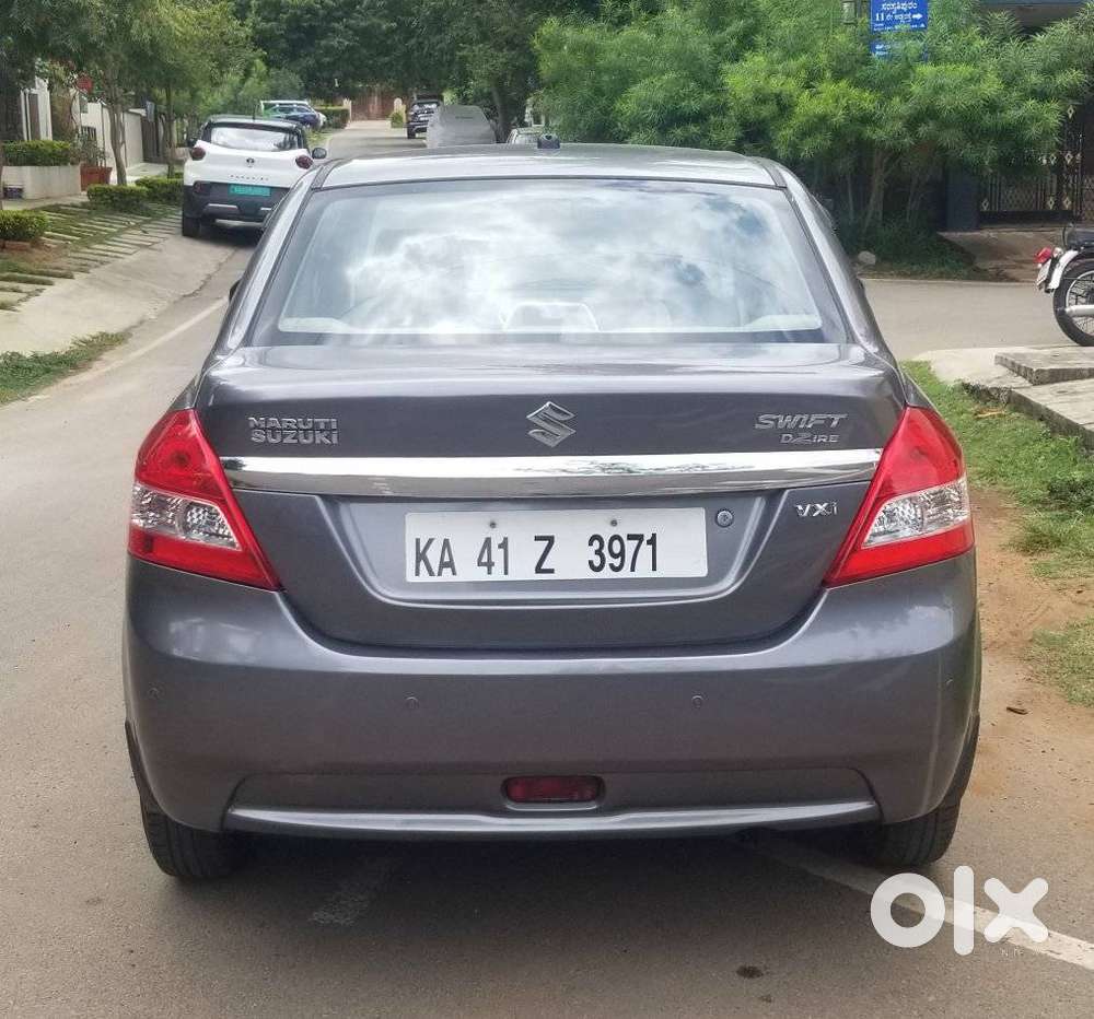 Maruti Suzuki Swift Dzire 1.2 Vxi Bsiv, 2014, Petrol