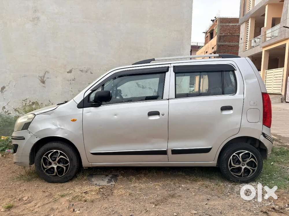 Petrol+cng Company Fitting Hai Running 49000 Km