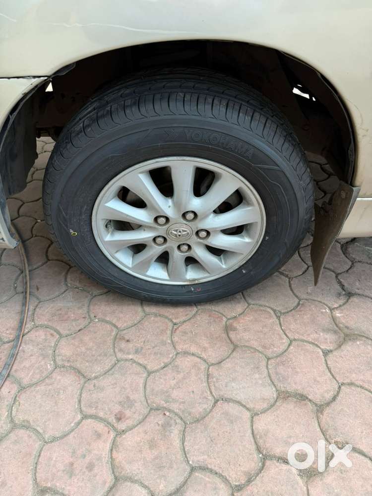 Toyota Innova 2014 Diesel 134000 Km Driven