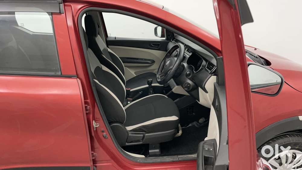 Renault Triber Rxl, 2020, Petrol