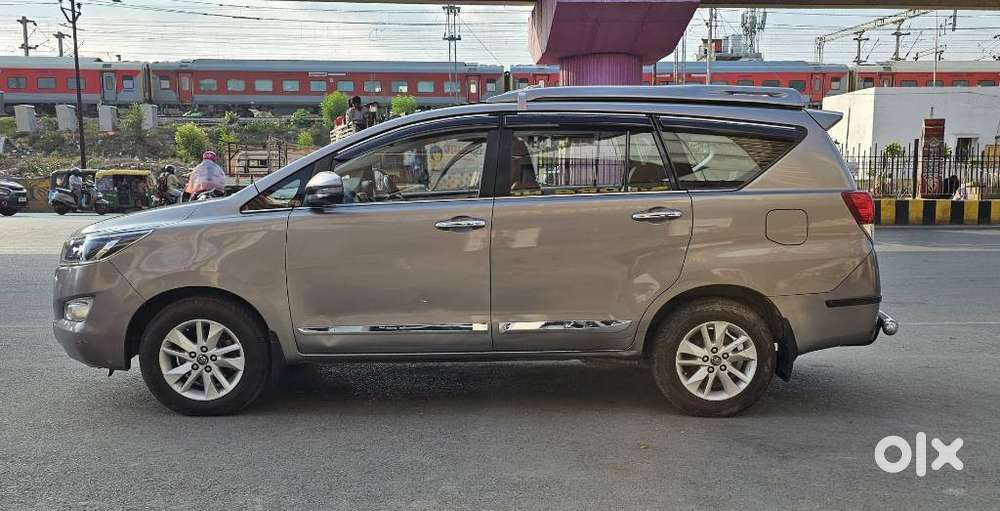 Toyota Innova Crysta 2.4 V, 2018, Diesel