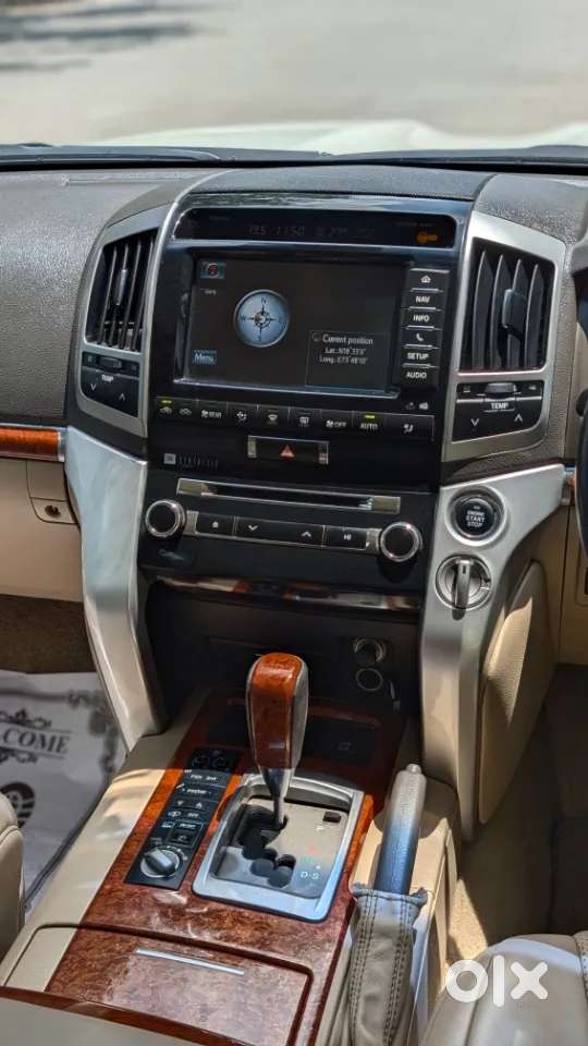 Toyota Land Cruiser [ ] 4.5 Vx Lc 200, 2015, Diesel