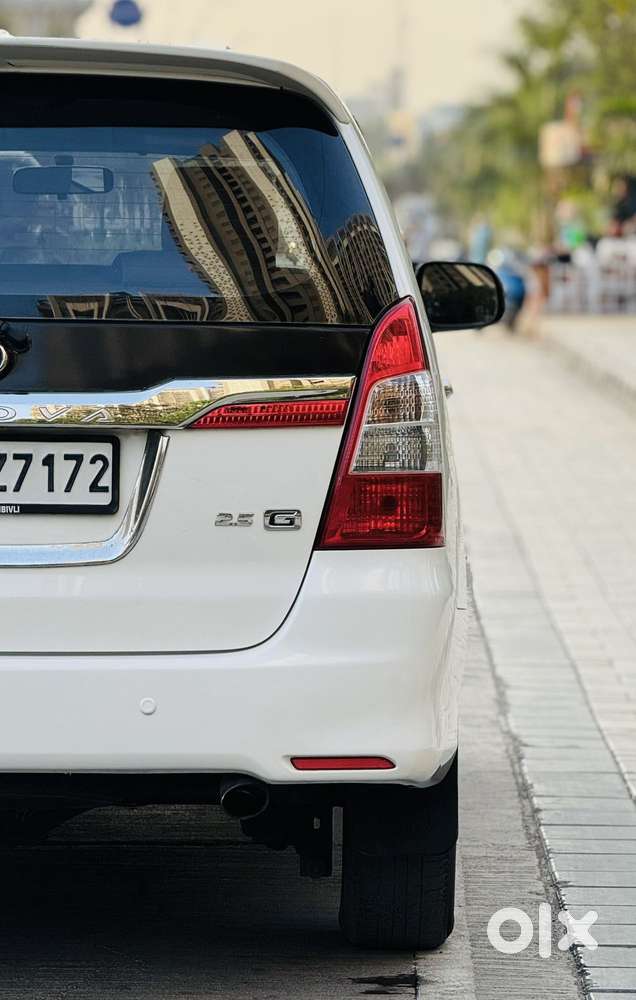 Toyota Innova 2.5 G (diesel) 8 Seater Bs Iv, 2015, Diesel