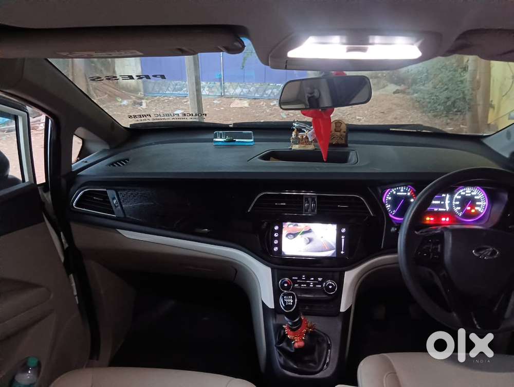 Mahindra Marazzo Diesel 84000 Km Driven