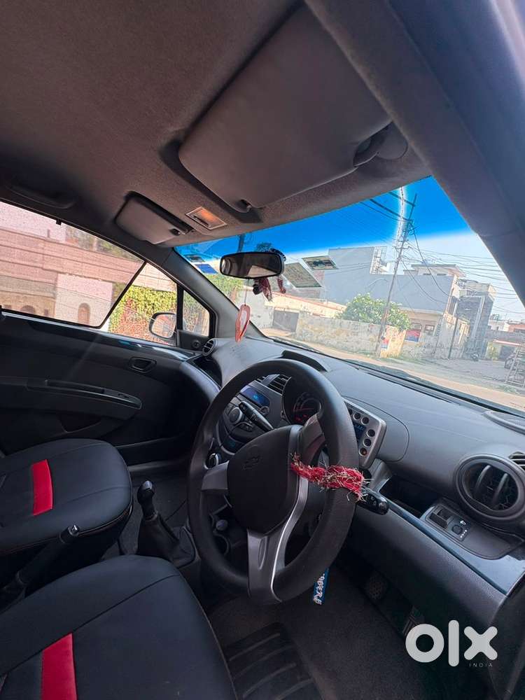 Chevrolet Beat Petrol 2010